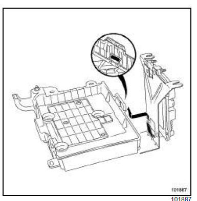 Calculateur d'injection diesel : Dépose - Repose 