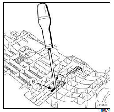 Groupe motoventilateur de refroidissement moteur : Dépose - Repose 