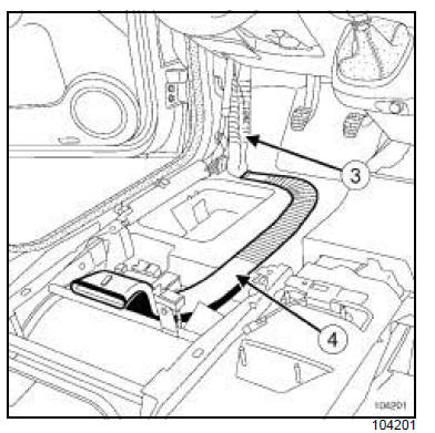 Conduit de distribution d'air intermédiaire : Dépose - Repose